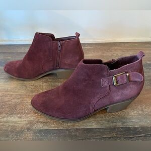 Sonoma Suede Ankle Boots. Size 9.5